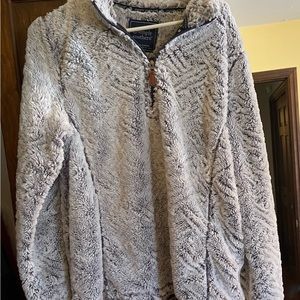 Grey simply southern pullover, great shape